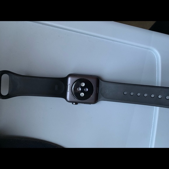 Apple Watch Series 1 - Picture 2 of 4